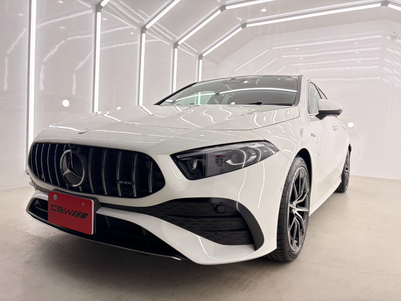 【Mercedes-Benz　Aクラス】セラミックプロ二層（Ceramic Pro）コーティング・メッキモールコーティング施工